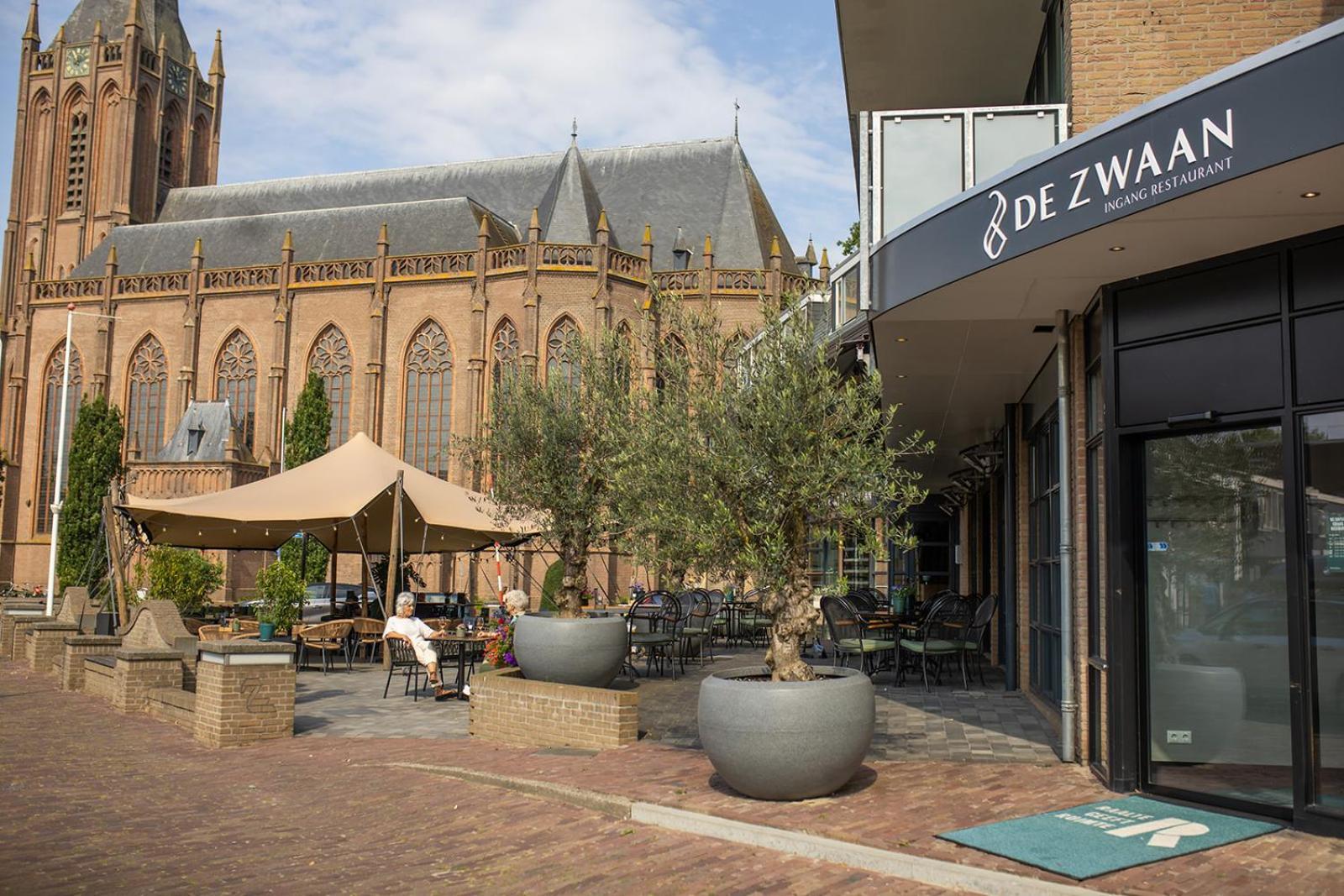 Hotel Restaurant De Zwaan ราลเทอ ภายนอก รูปภาพ